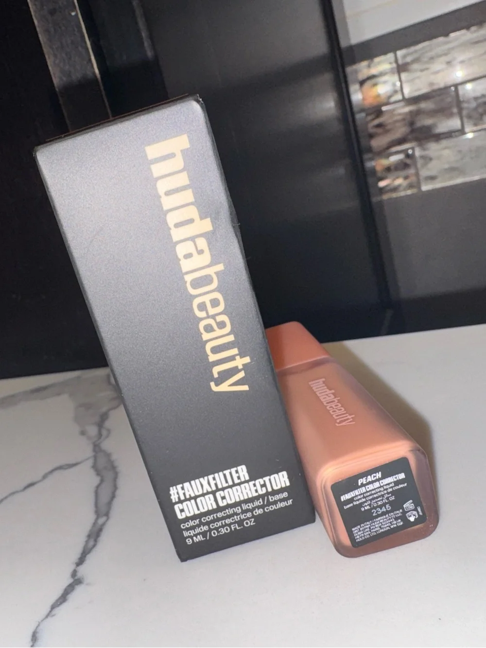 HUDA BEAUTY new unused